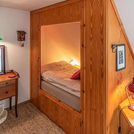 Vakantiehuis Cozy In *